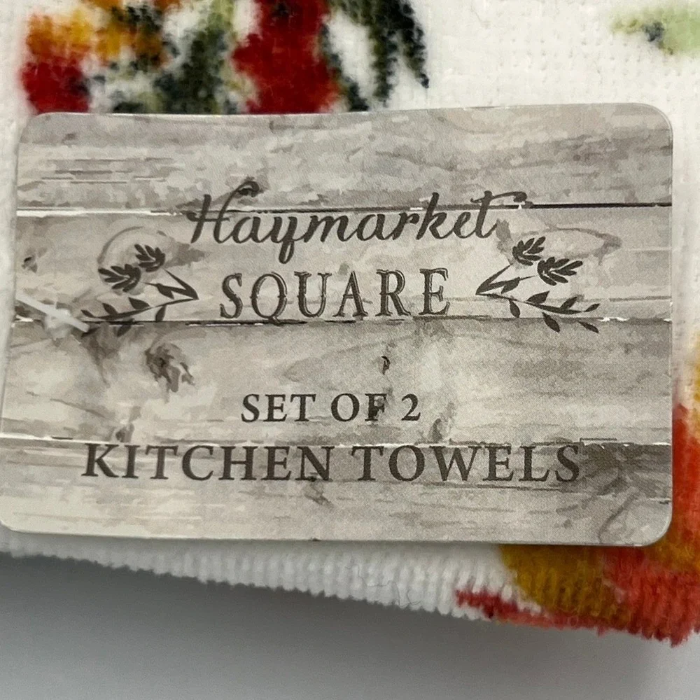 Haymarket Square Kitchen Towels Unisex OS Red Floral New Set of 2 443416